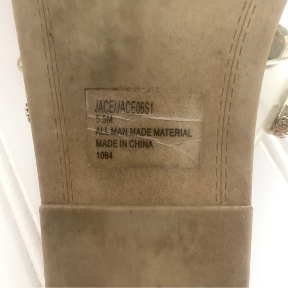 Steve Madden Women’s Jace Summer Slide Sandals Clear with Rhinestones Size 5.5 - Picture 8 of 8